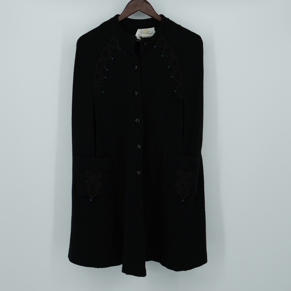 Bernard Cowan Vintage wool black buttoned cape - Picture 4 of 10